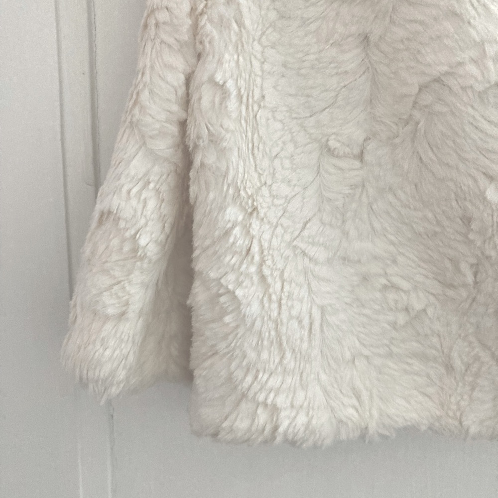 Anthropologie x Leifsdottir | Cream White Lined Faux Fur Top Exposed zip… - Picture 6 of 13